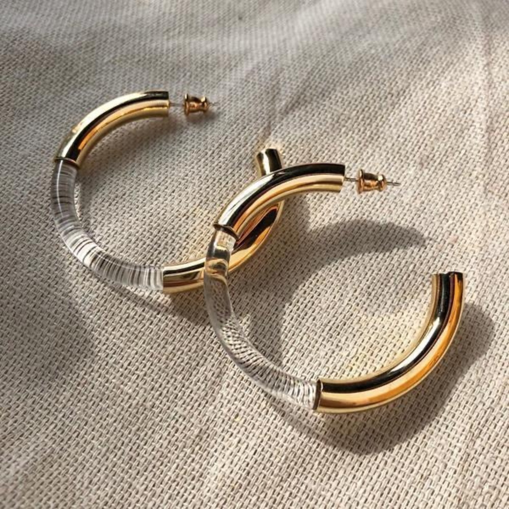 Lady Grey Mirage Lucite Hoop Earrings - Gold